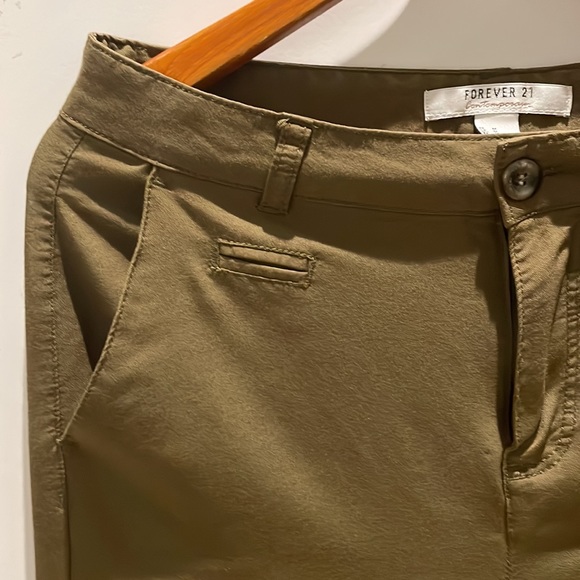 Forever21 Contemporary Olive Trousers - Picture 4 of 4